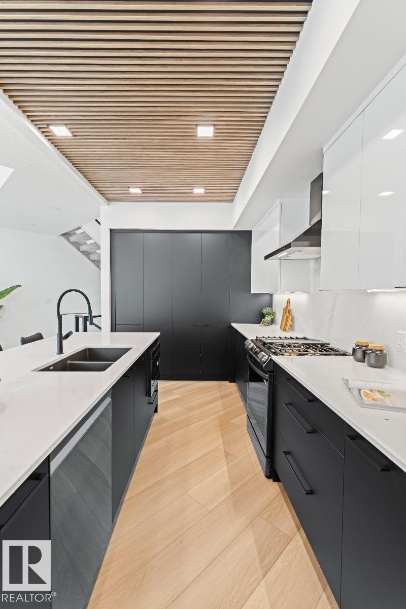 6237 KING VISTA VS SW, Edmonton