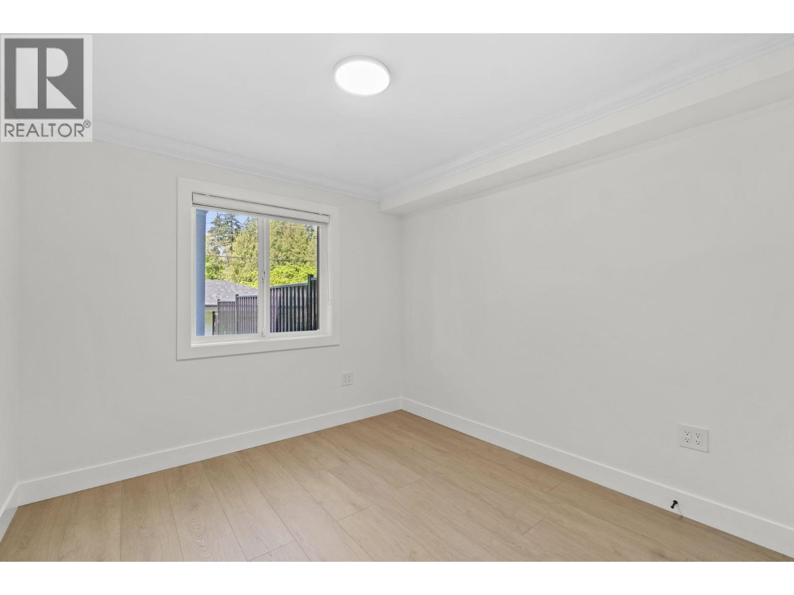 8073 18TH AVENUE, Burnaby