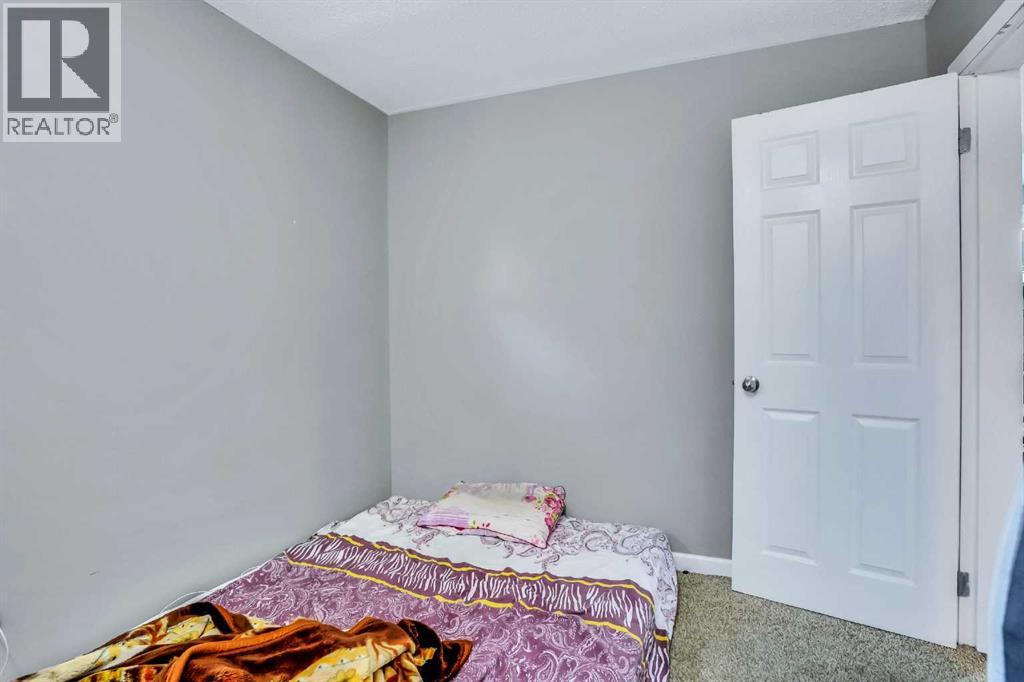 Single Family House Bi-level for Sale in  Taracove Road NE Taradale Calgary 