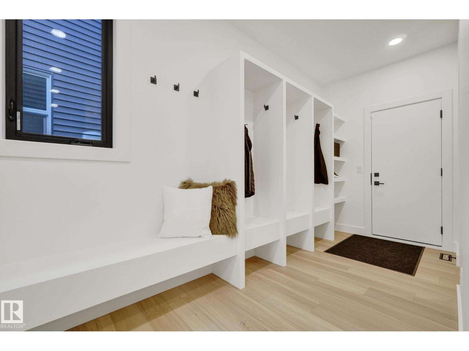 5455 KOOTOOK RD SW, Edmonton