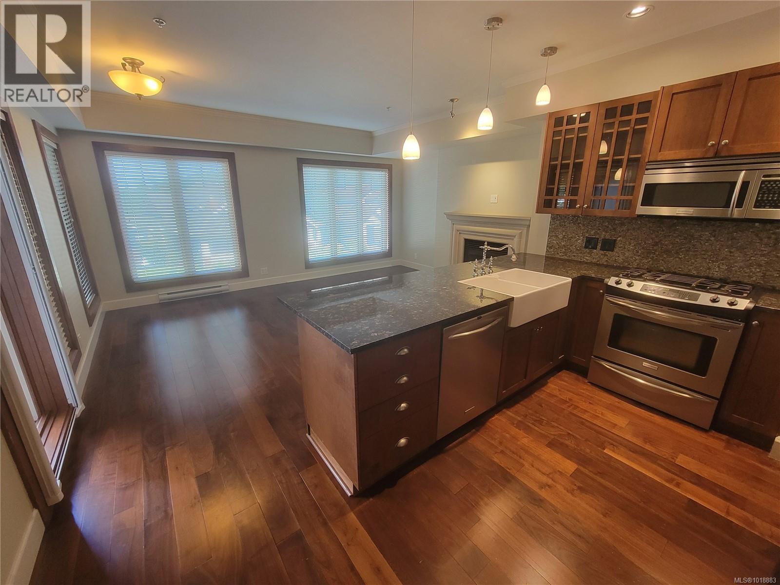 #205 2006 TROON CRT - 2