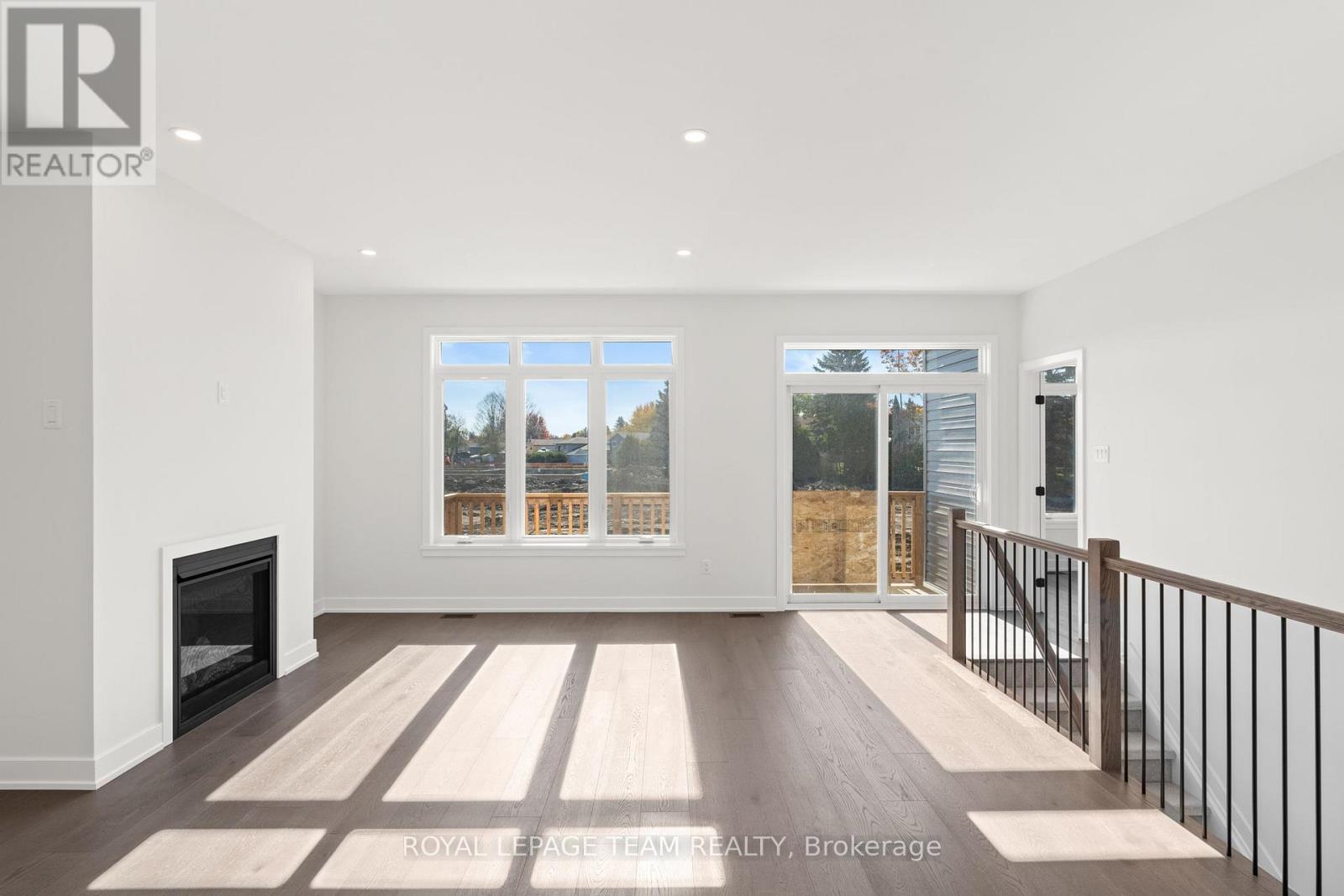 1054 TURNER DRIVE - 17