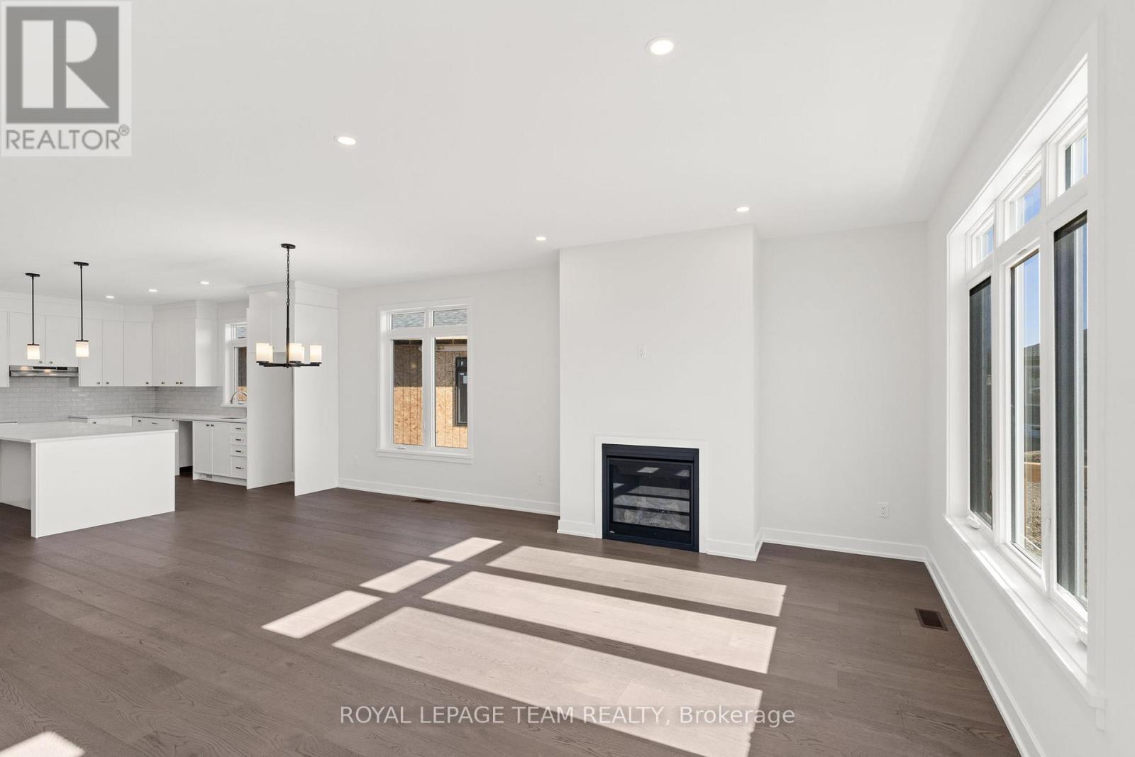 1054 TURNER DRIVE - 19