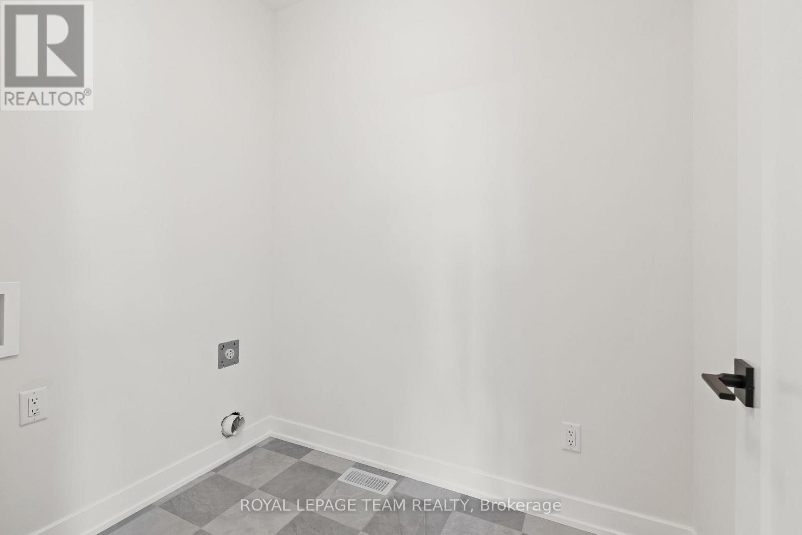 1054 TURNER DRIVE - 33