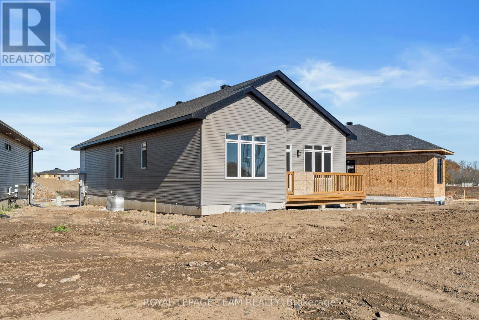1054 TURNER DRIVE - 40