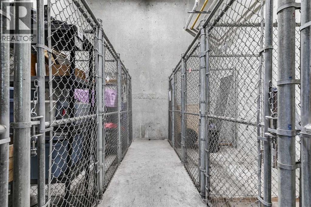 Single Family House for Sale in   Hemlock Crescent SW Spruce Cliff Calgary 