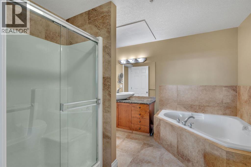 Single Family House for Sale in   Hemlock Crescent SW Spruce Cliff Calgary 