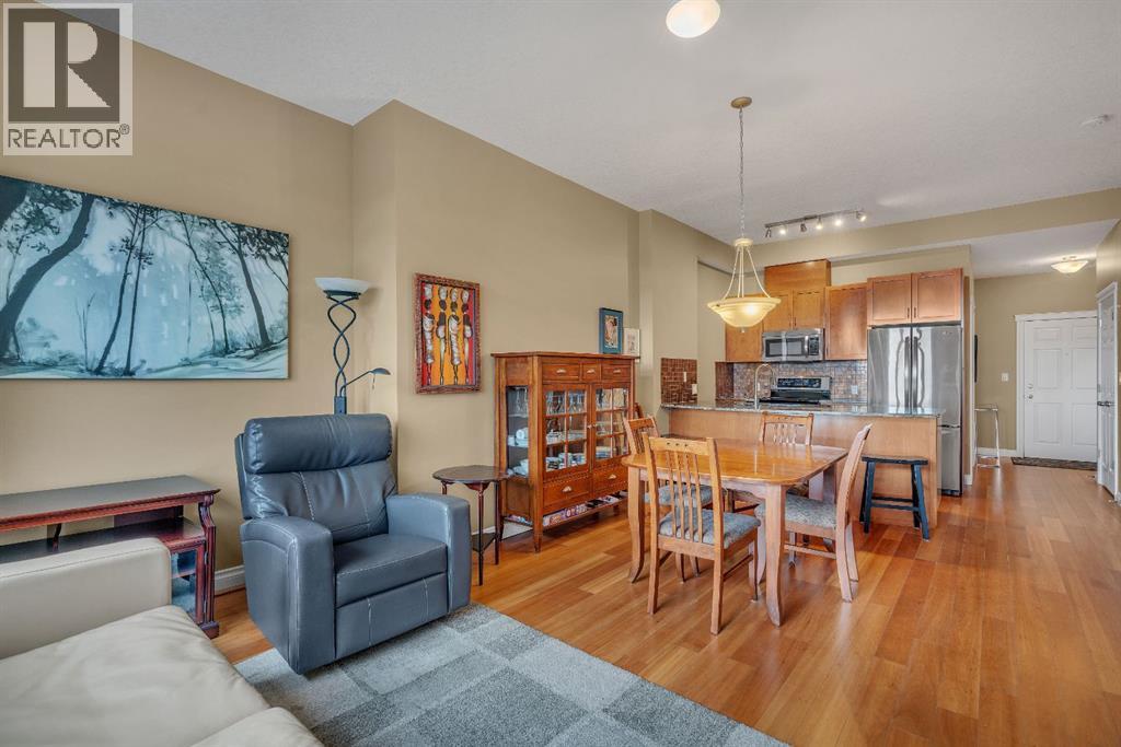 Single Family House for Sale in   Hemlock Crescent SW Spruce Cliff Calgary 