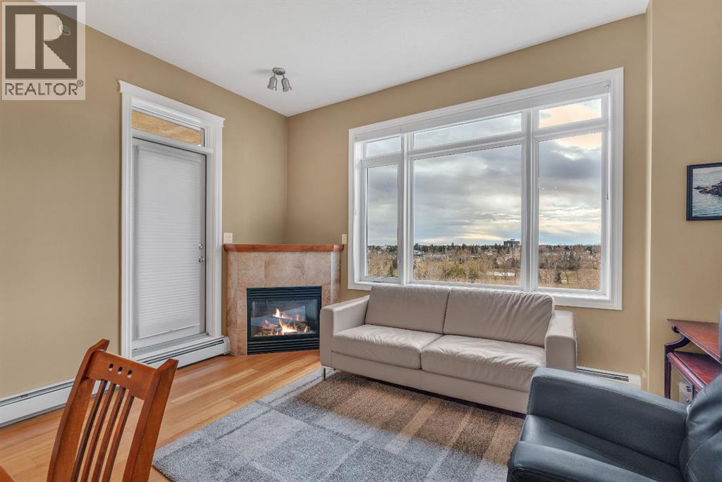 Single Family House for Sale in   Hemlock Crescent SW Spruce Cliff Calgary 