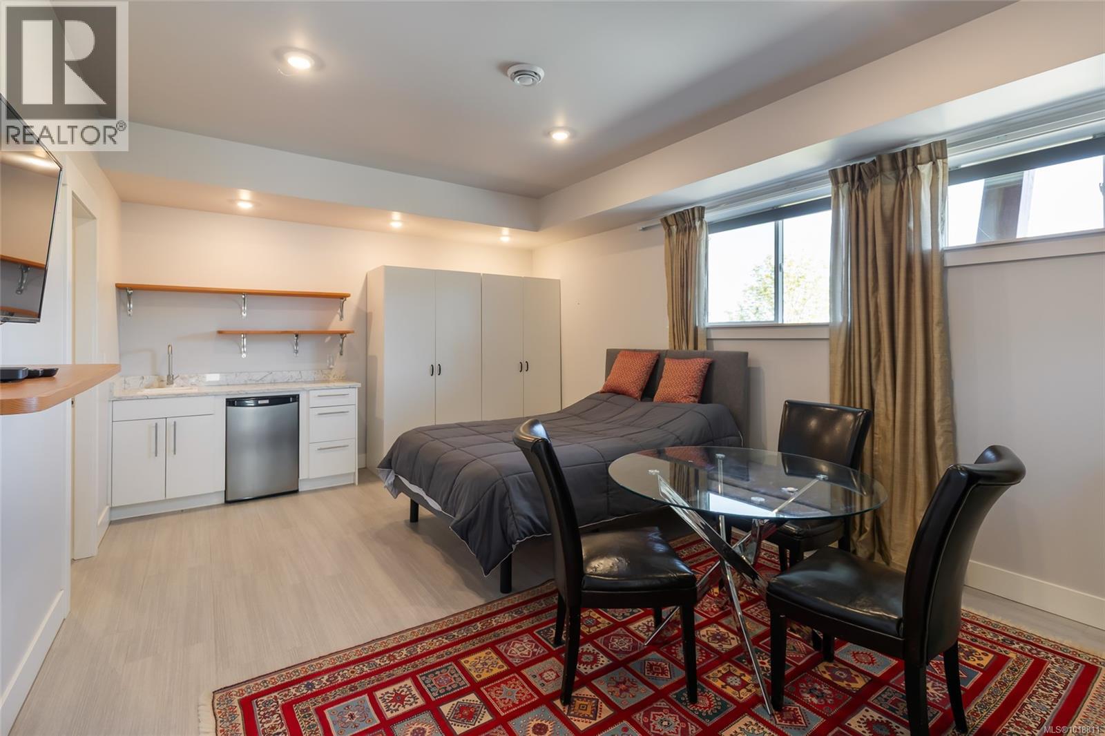 5109 LAGUNA WAY - 46