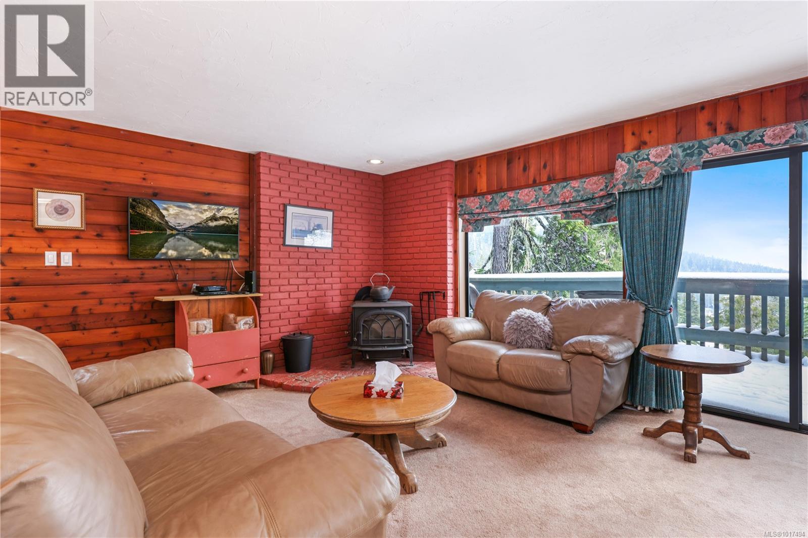 706 Glacier View Close, Courtenay