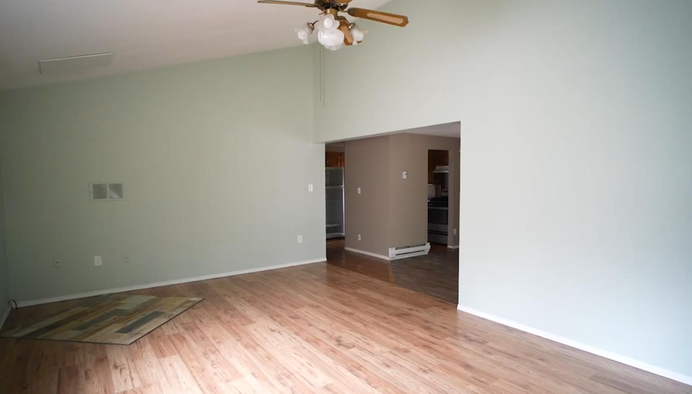 3776 COLUMBIA VALLEY ROAD, Cultus Lake North, Cultus Lake