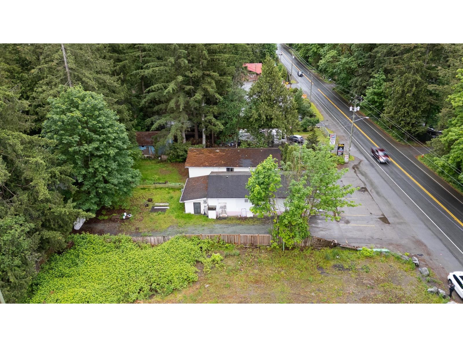 3776 COLUMBIA VALLEY ROAD, Cultus Lake North, Cultus Lake