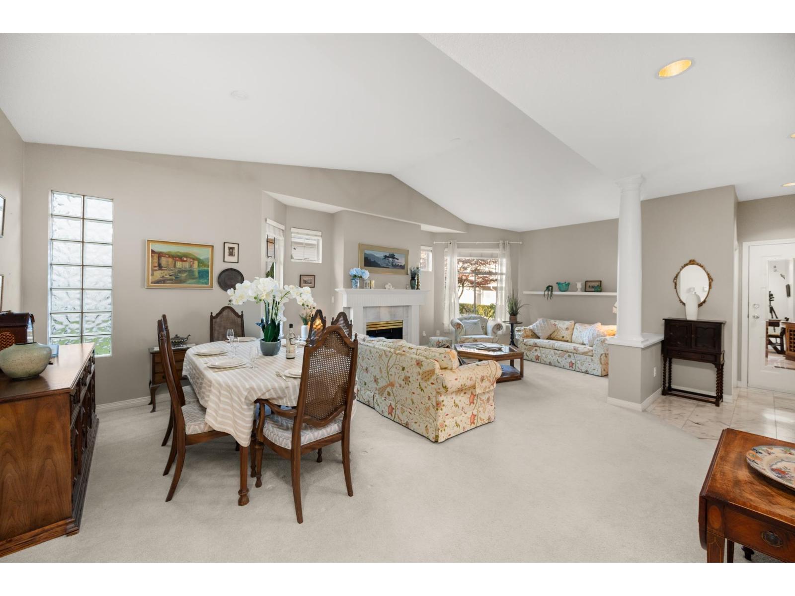 72 2533 152 STREET, Surrey