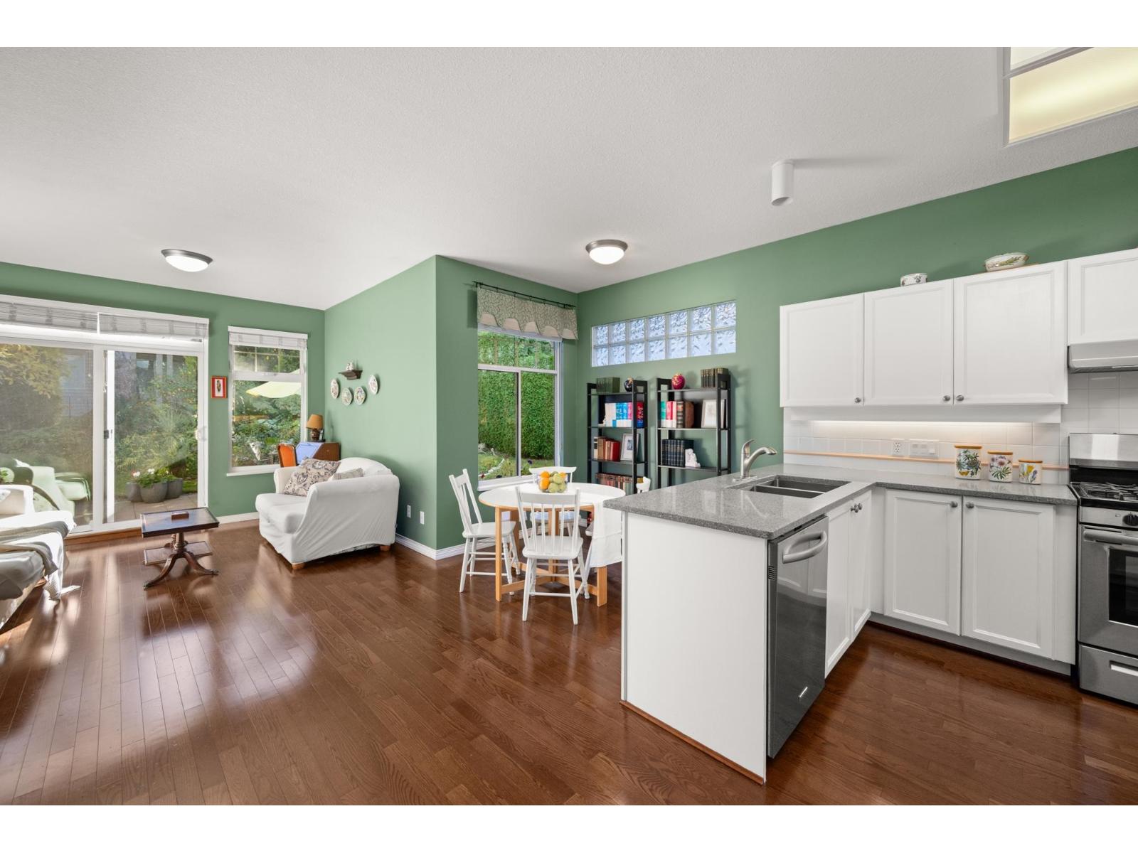 72 2533 152 STREET, Surrey