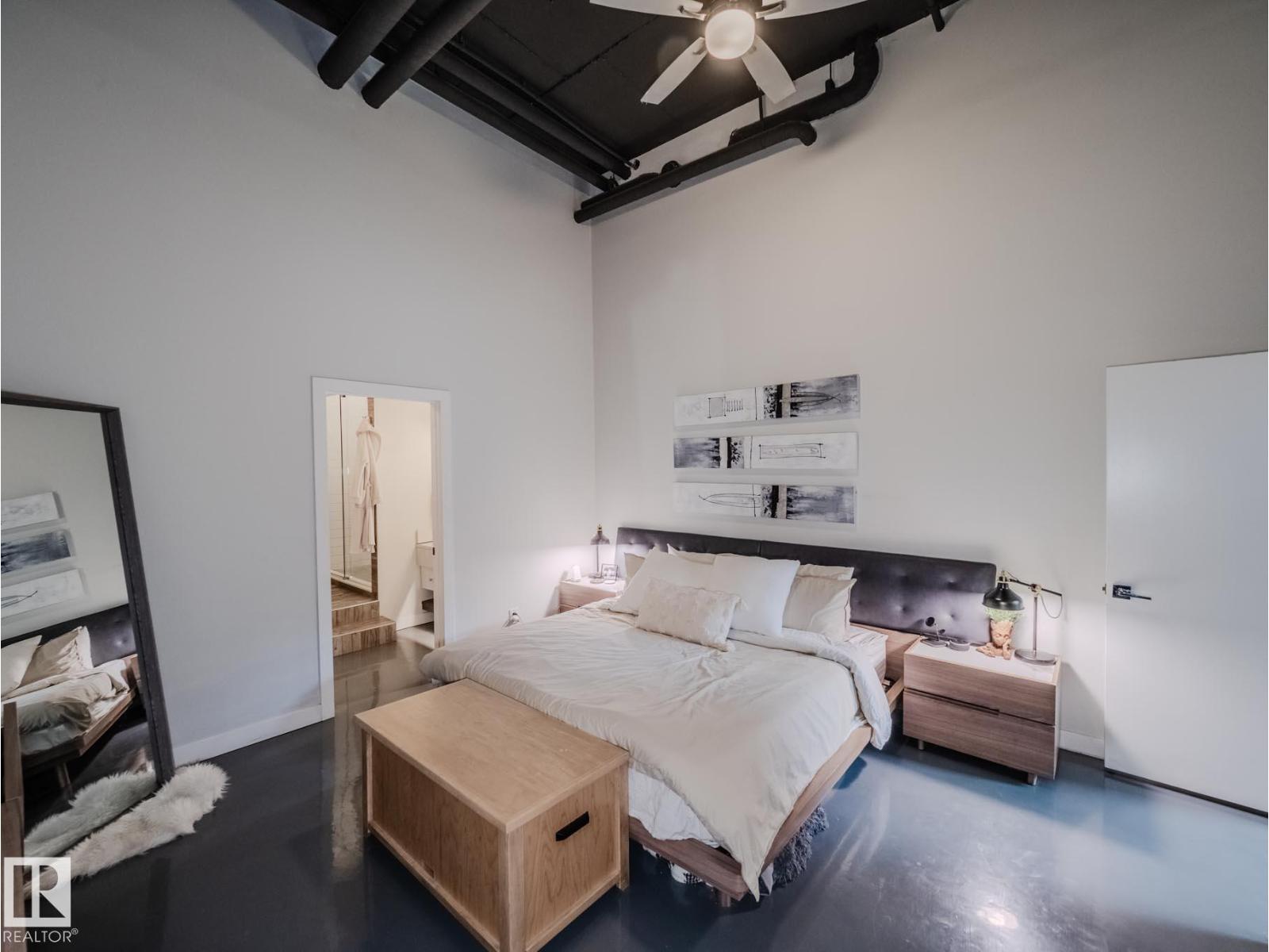 #1001 10179 105 ST NW, Edmonton