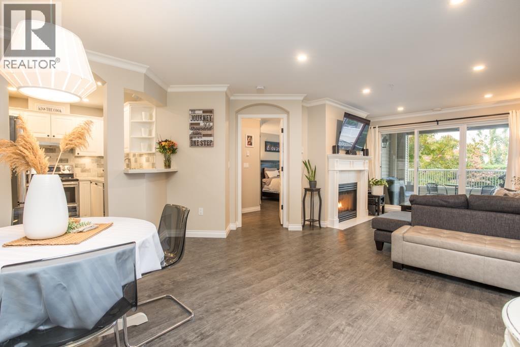 #212-4770 52A Street, Delta