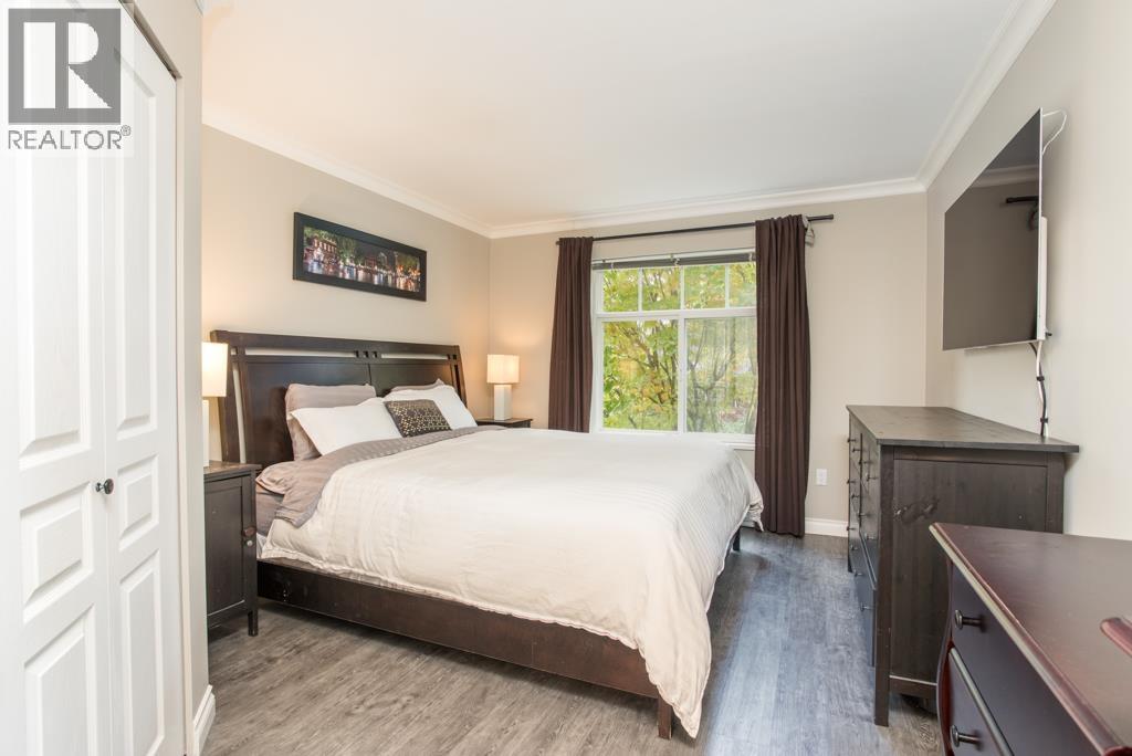 #212-4770 52A Street, Delta