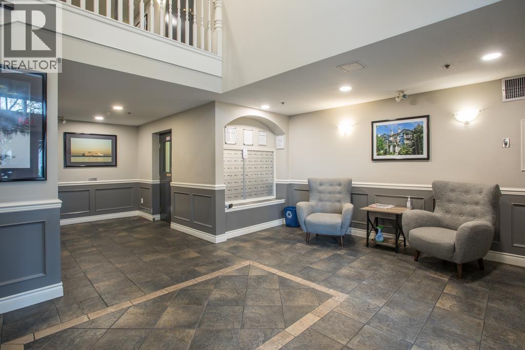 #212-4770 52A Street, Delta