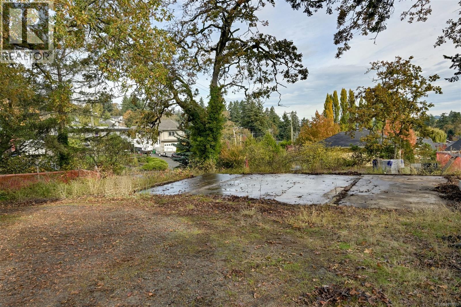  3845 Wilkinson Road, Saanich