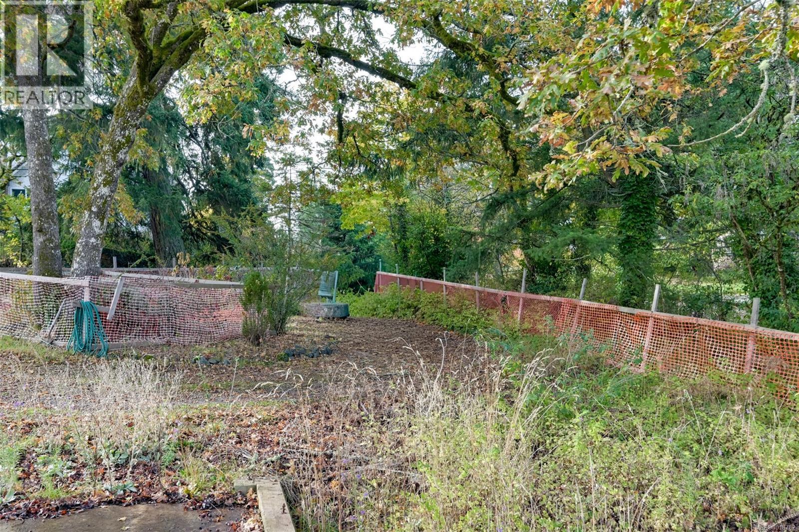  3845 Wilkinson Road, Saanich