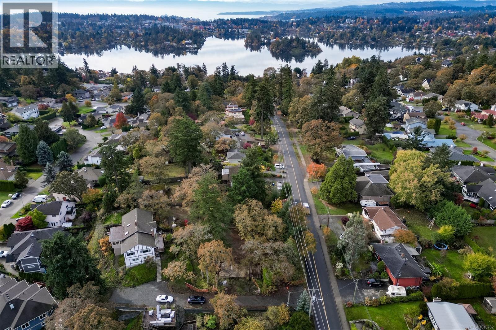  3845 Wilkinson Road, Saanich