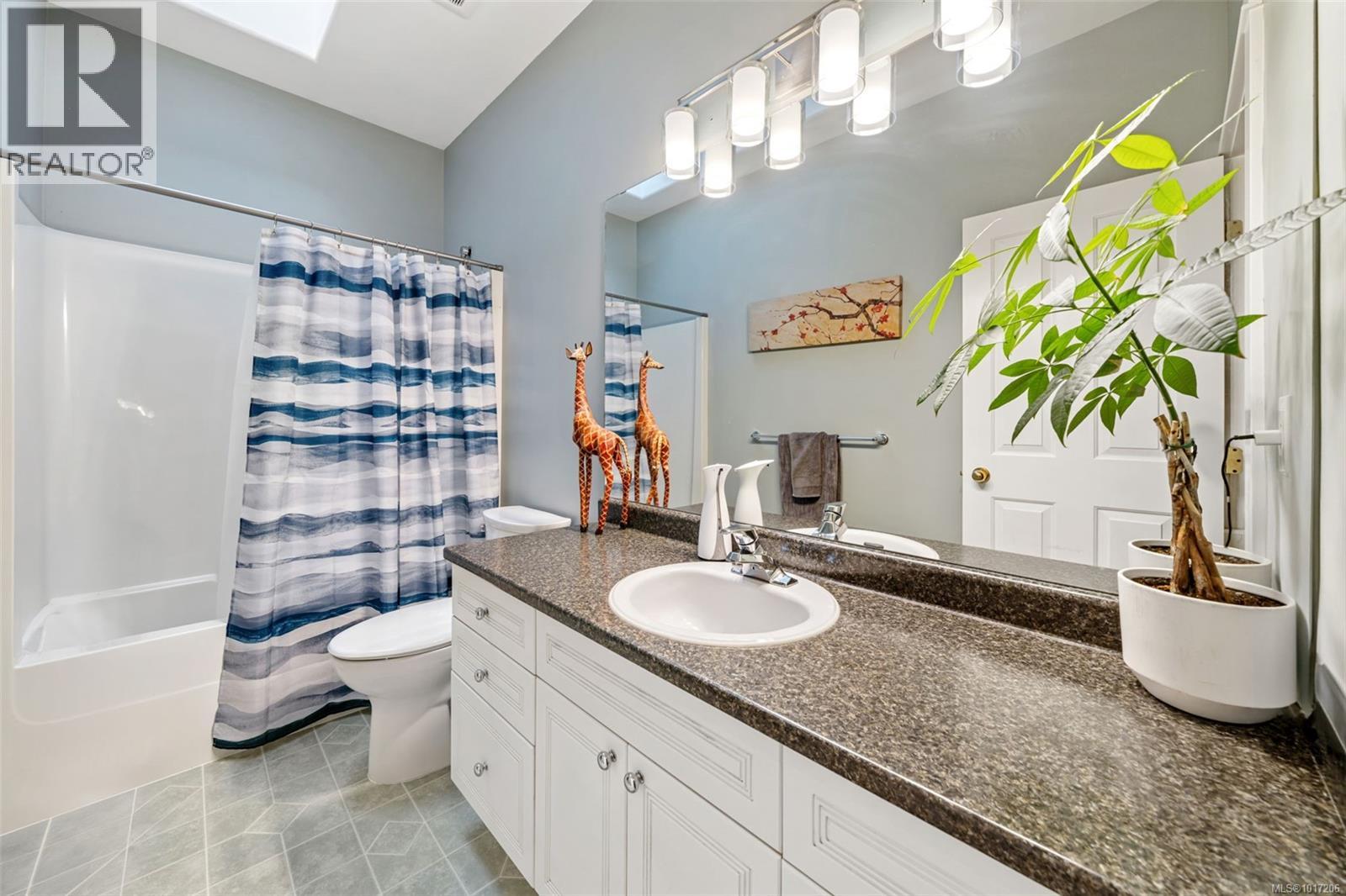 1193 Garden Gate Dr, Central Saanich