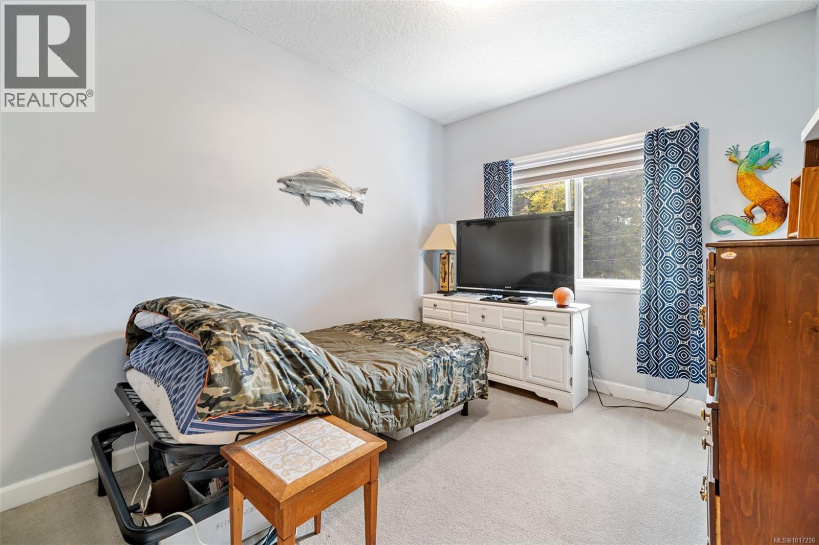 1193 Garden Gate Dr, Central Saanich