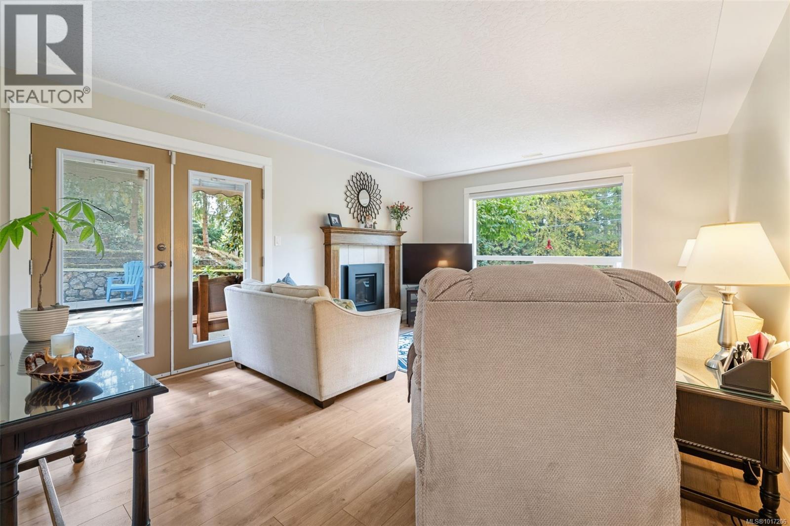 1193 Garden Gate Dr, Central Saanich