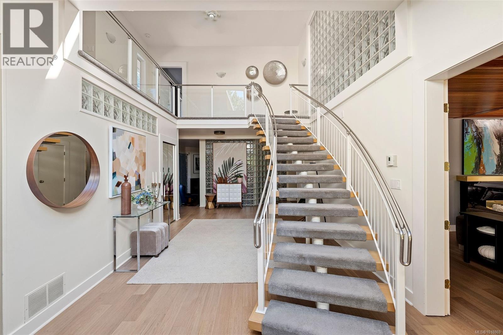 2895 LANSDOWNE RD - 27