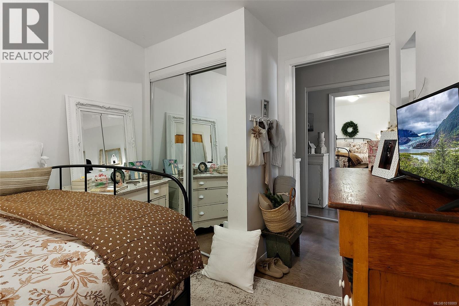 #306 932 JOHNSON ST - 9