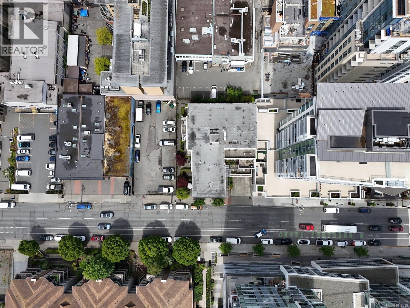 #306 932 JOHNSON ST - 20