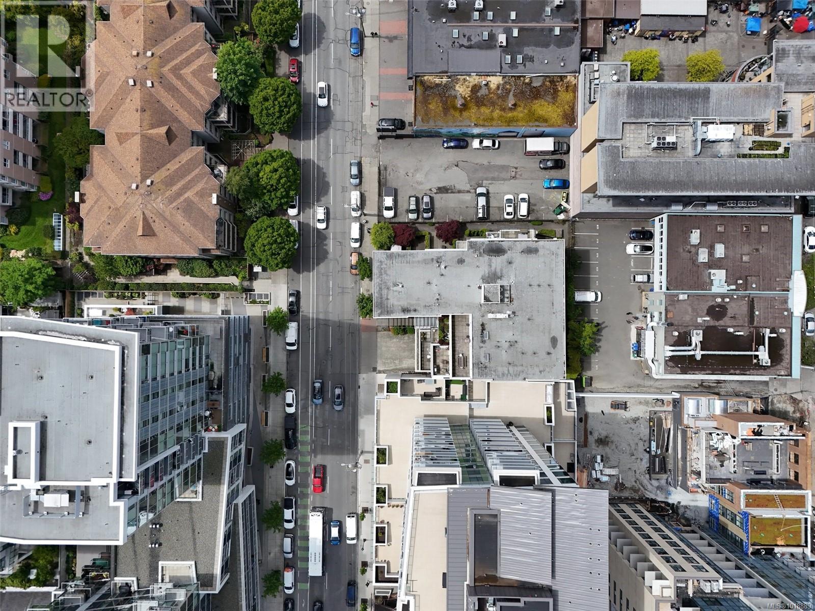 #306 932 JOHNSON ST - 21