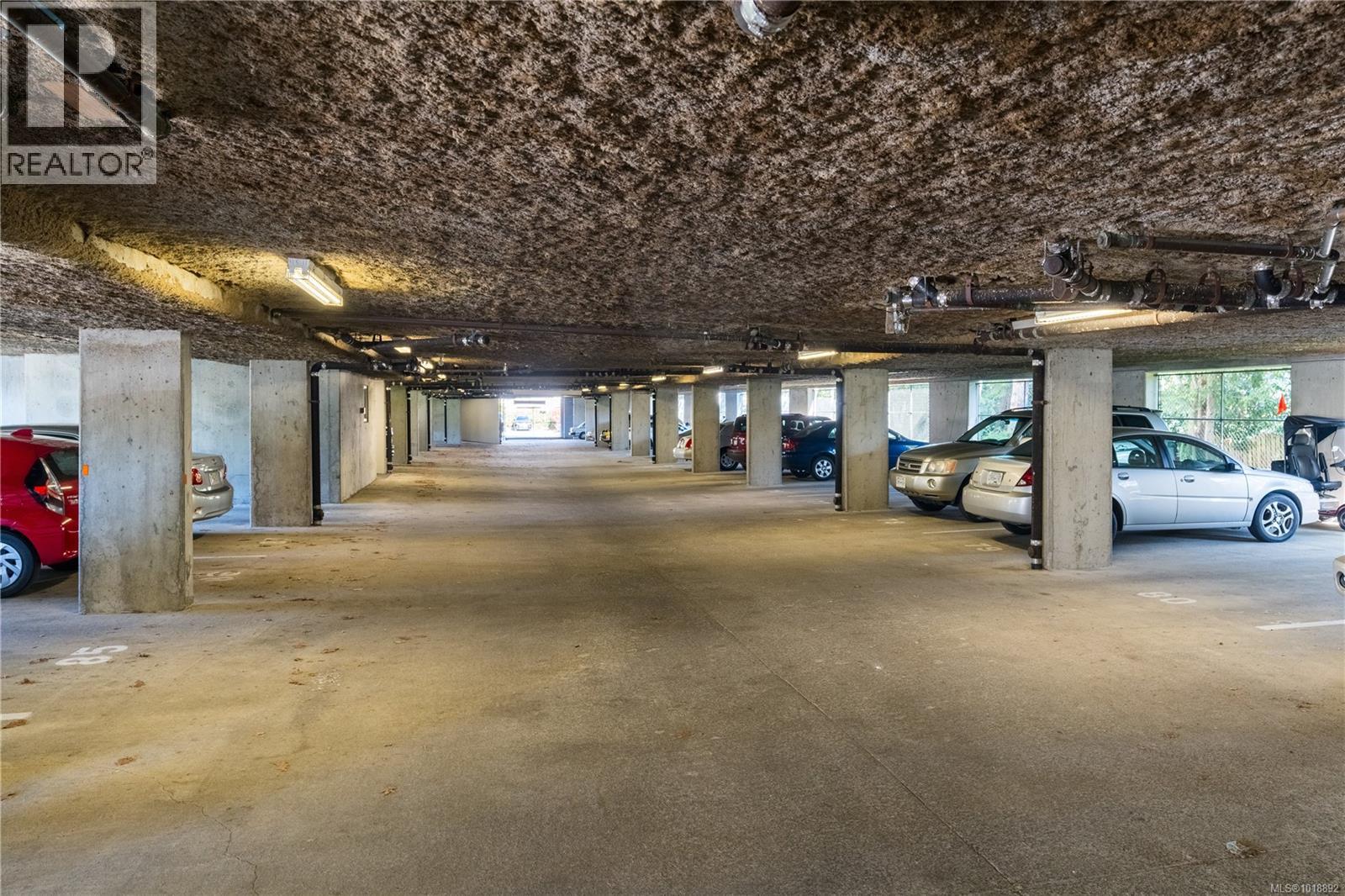 220 2245 James White Boulevard, Sidney