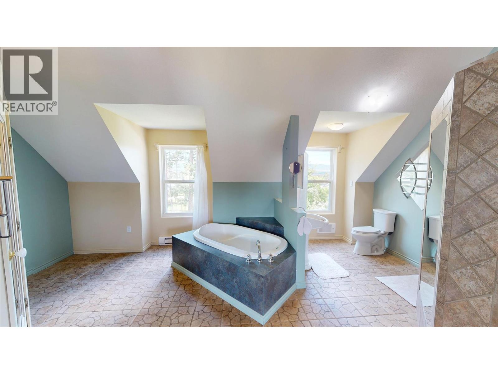 405 30th Avenue S, Cranbrook