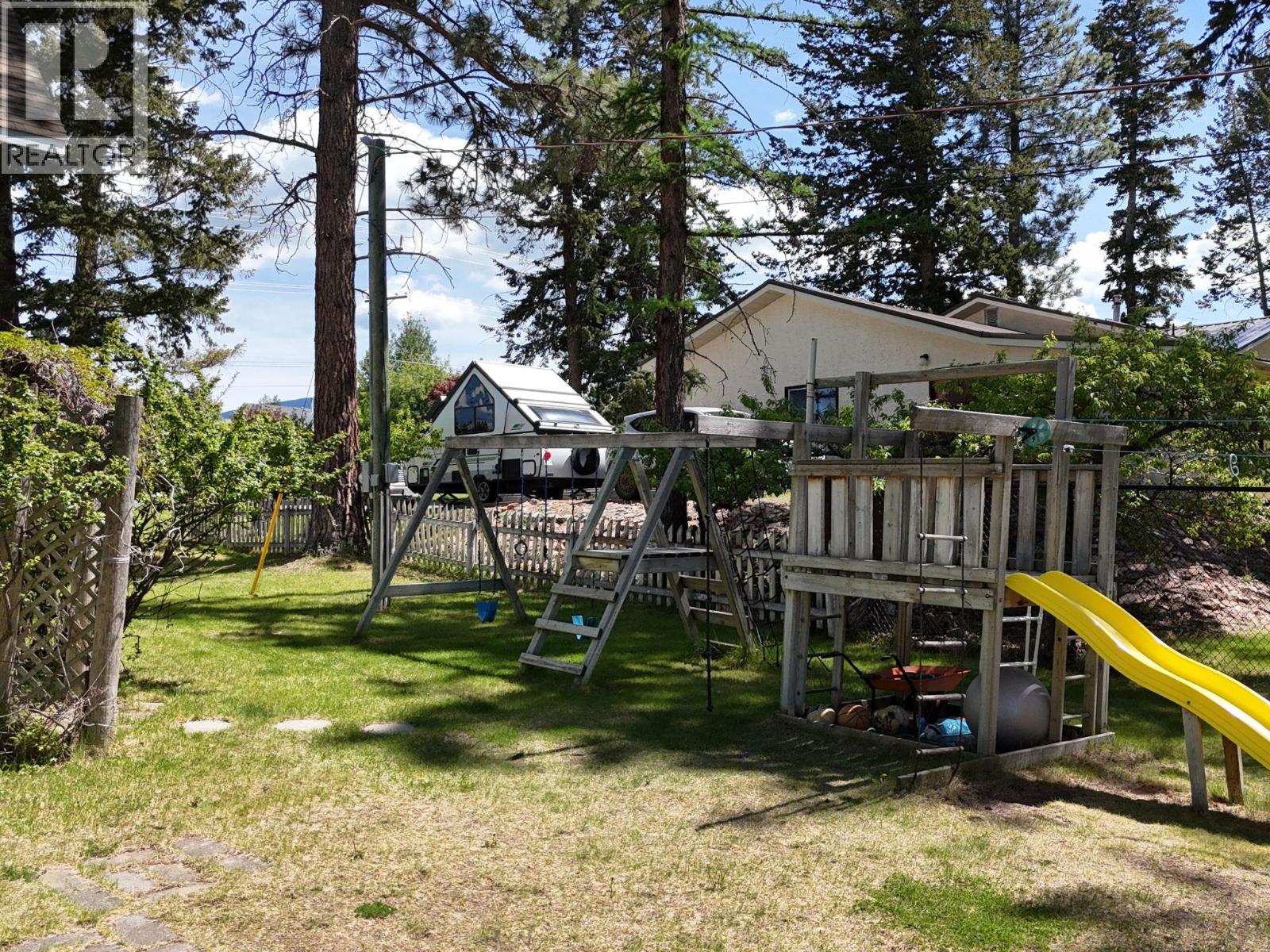 405 30th Avenue S, Cranbrook