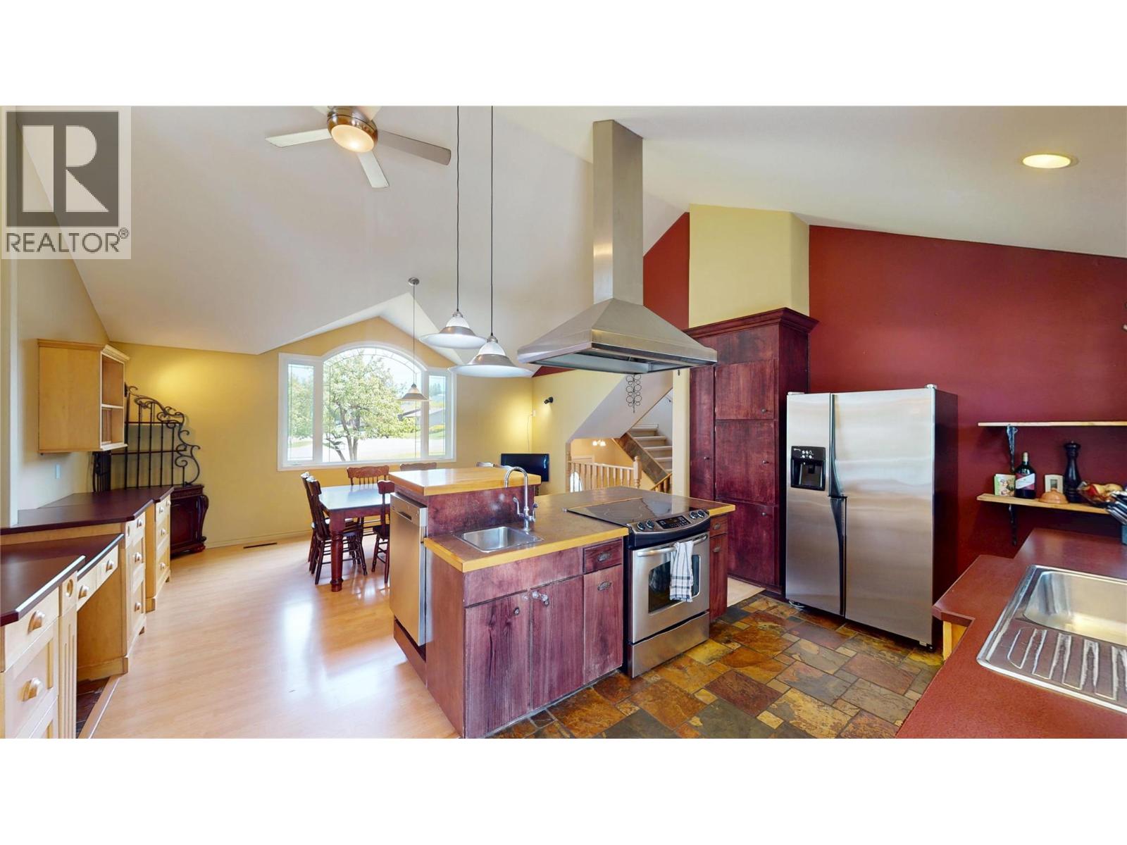 405 30th Avenue S, Cranbrook