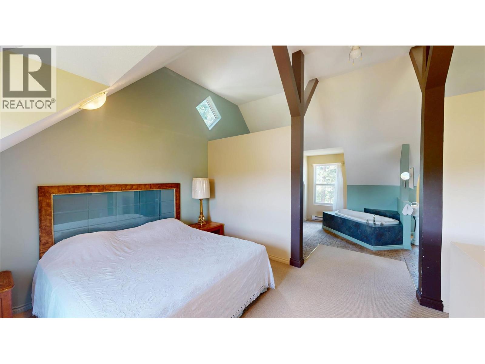 405 30th Avenue S, Cranbrook