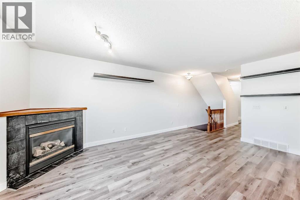 Single Family House for Sale in  Mt Aberdeen Manor SE McKenzie Lake Calgary 