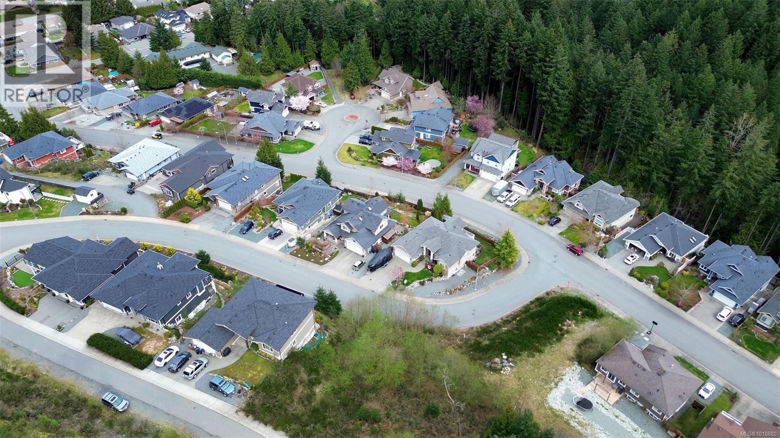 901 Hanington Rd, Ladysmith