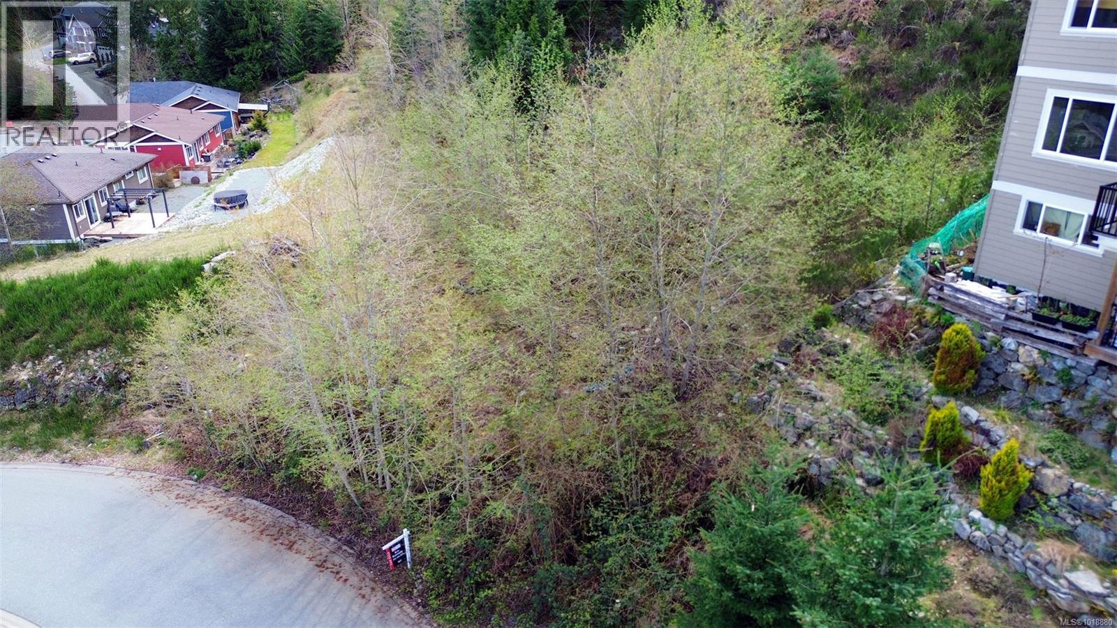 901 Hanington Rd, Ladysmith