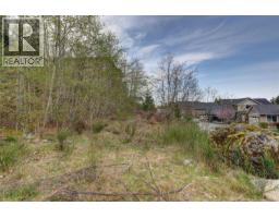 901 Hanington Rd, Ladysmith, BC V9G0A3 Photo 6