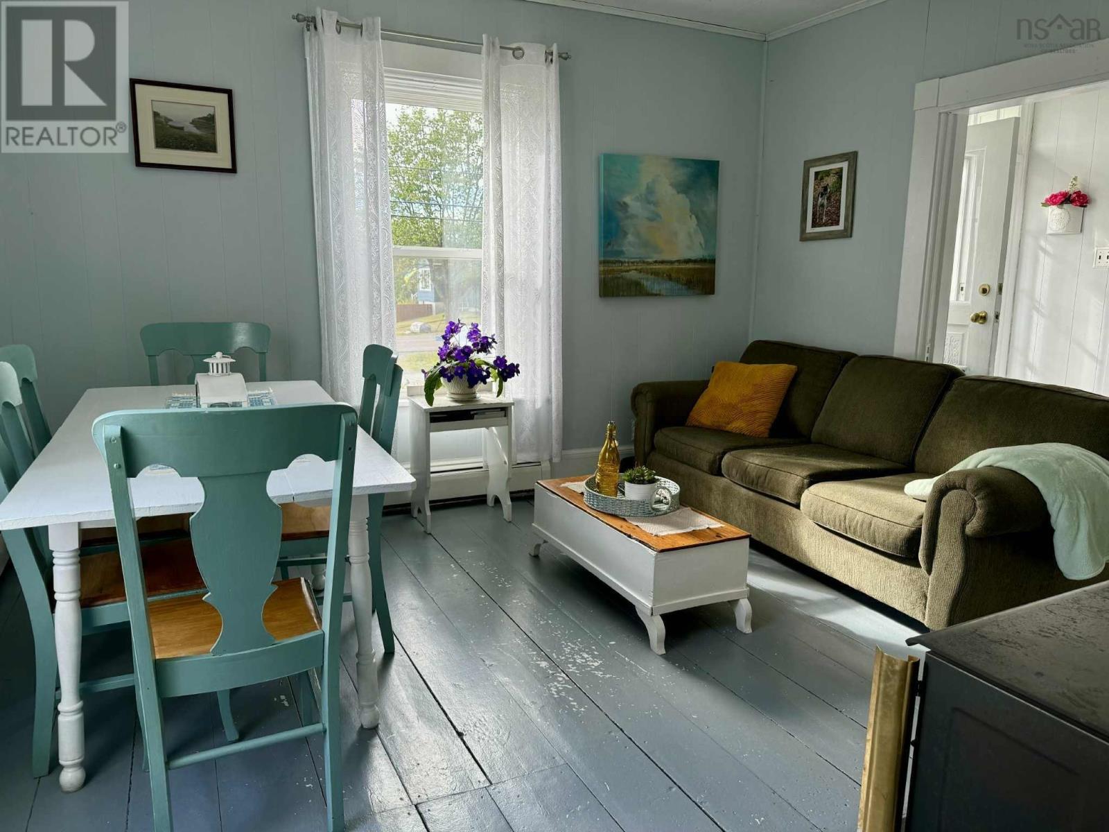 Property 20 of 39 of 4132 Sonora