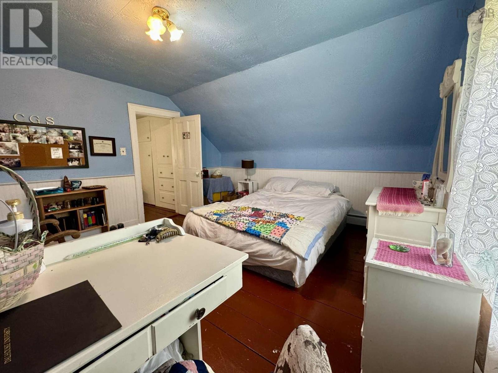 Property 35 of 39 of 4132 Sonora