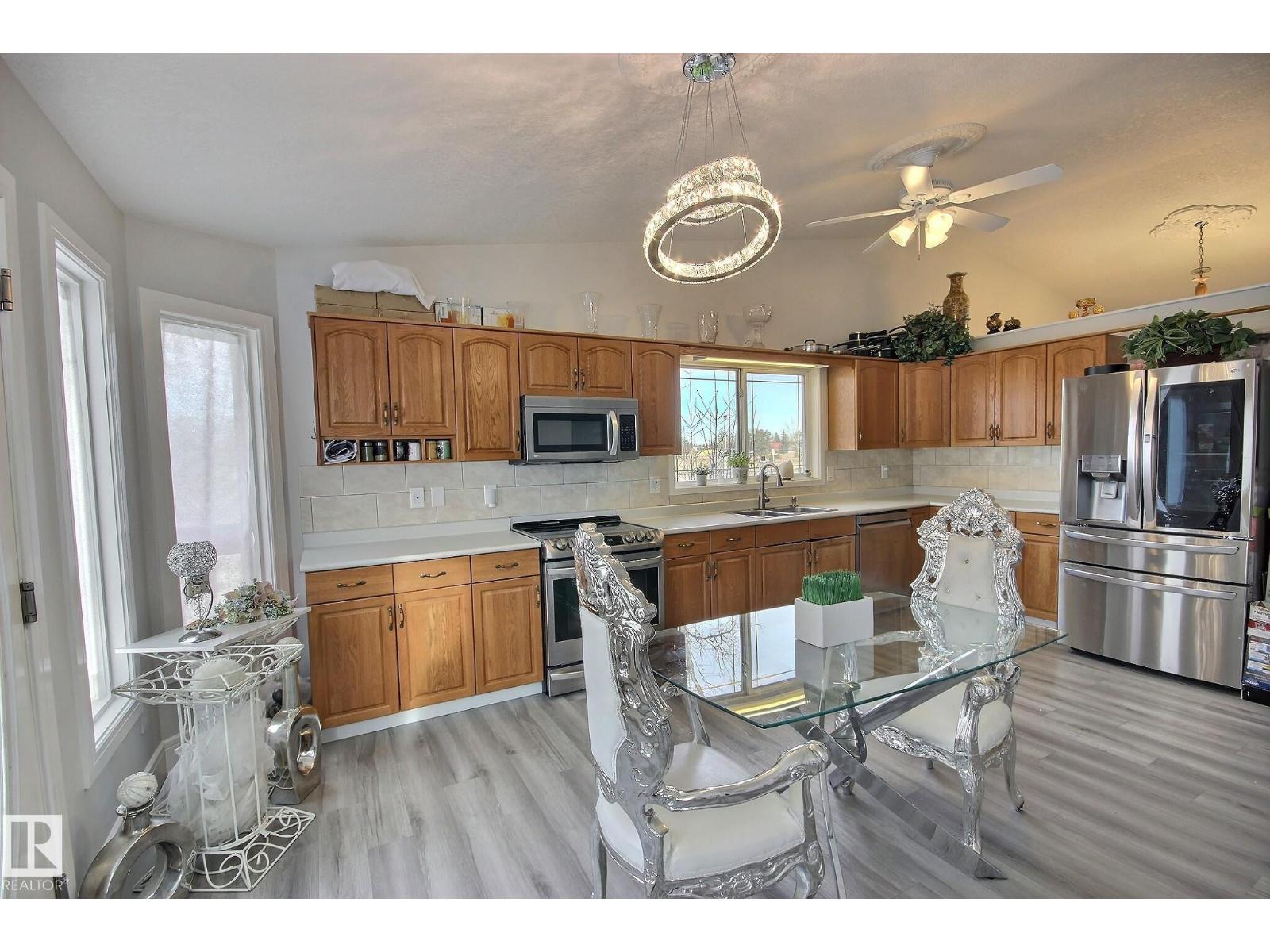 10735 BEAUMARIS RD NW, Edmonton