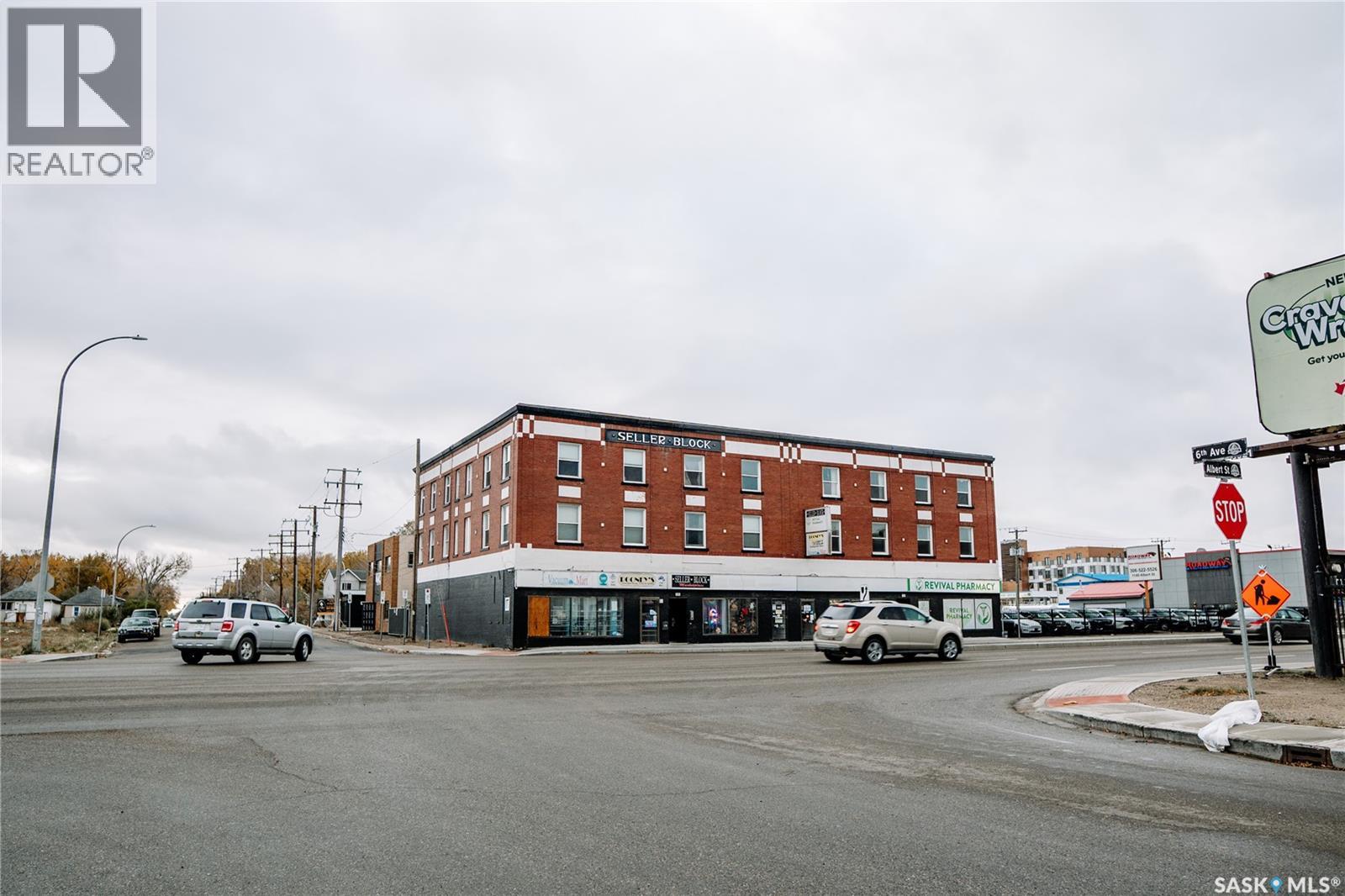 1174 ALBERT STREET - 1