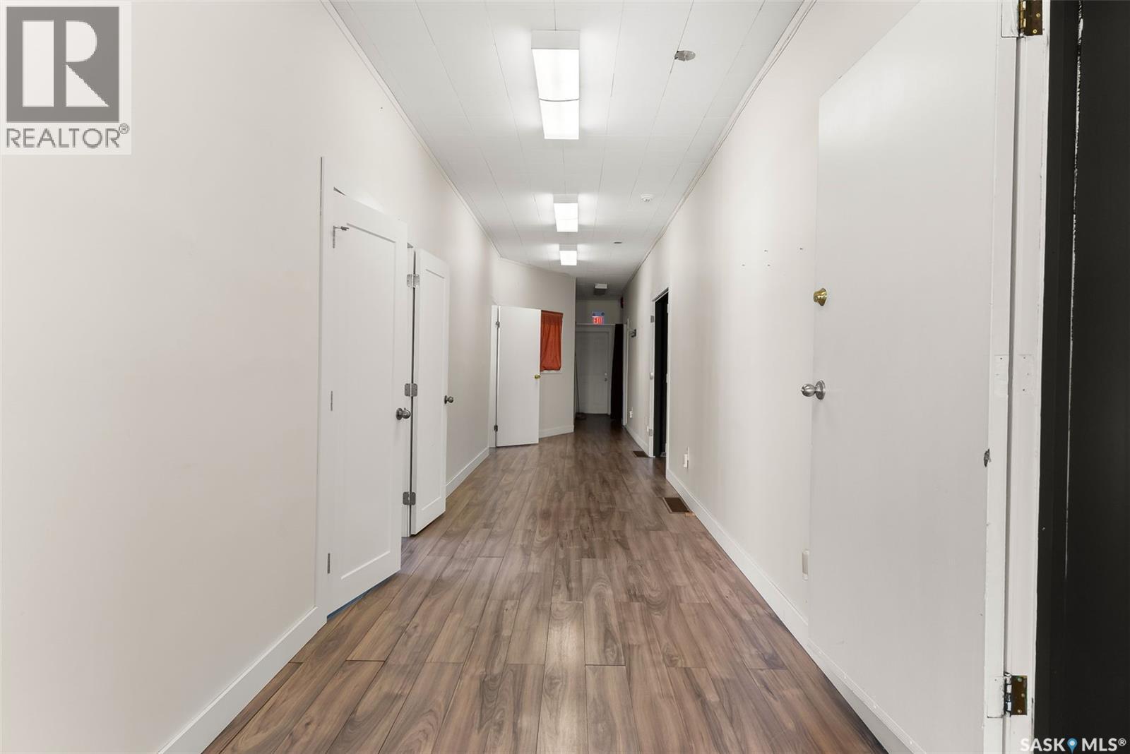 1174 ALBERT STREET - 36
