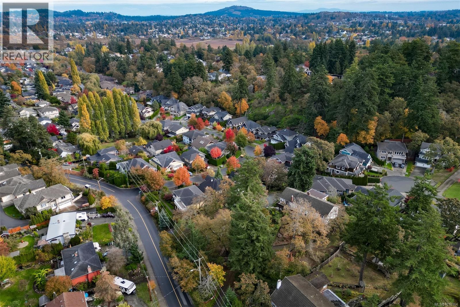  3841 Wilkinson Road, Saanich