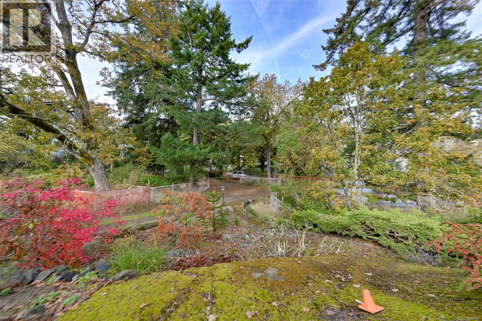  3841 Wilkinson Road, Saanich