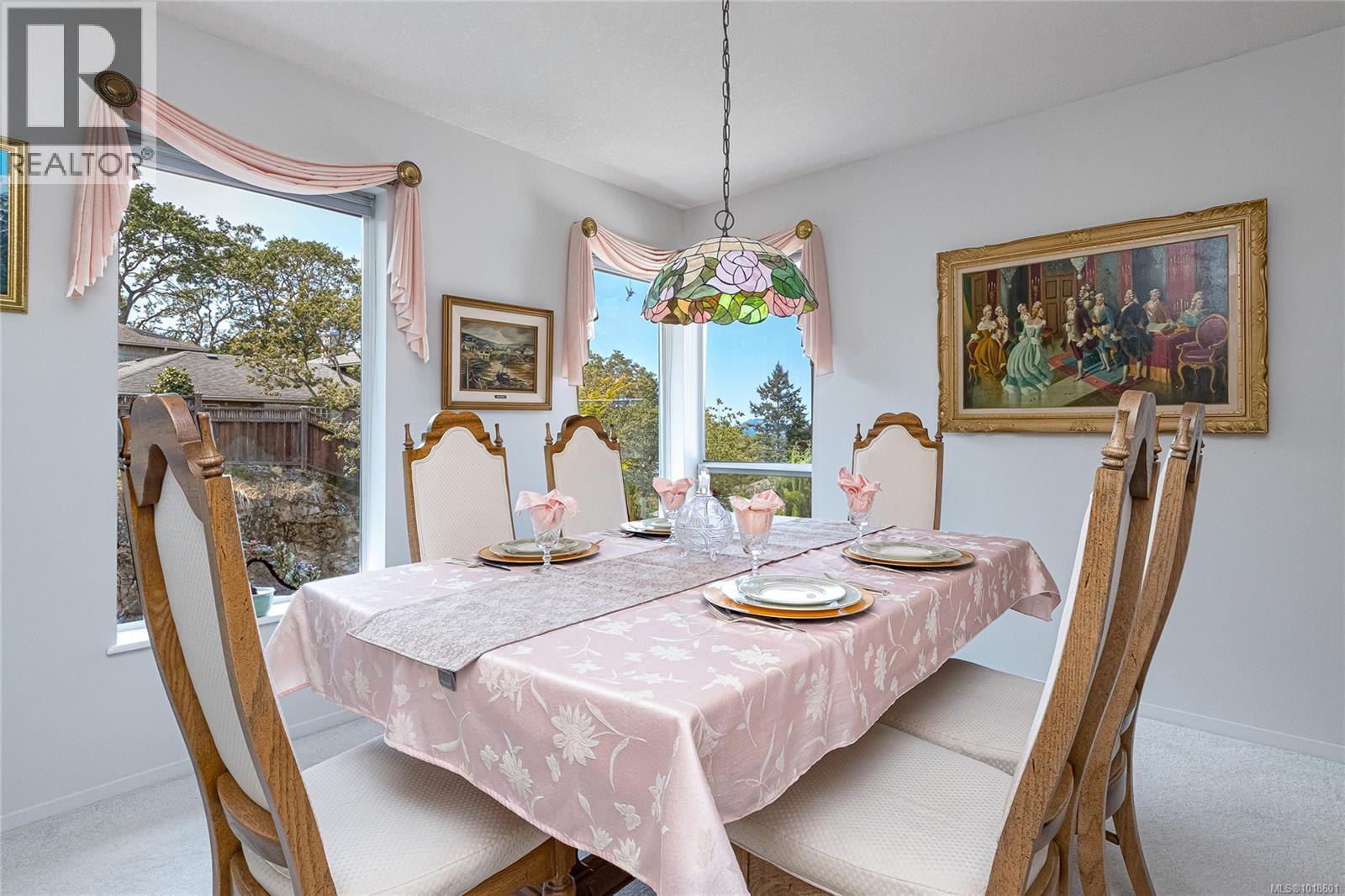  3713 Pointer Place, Saanich